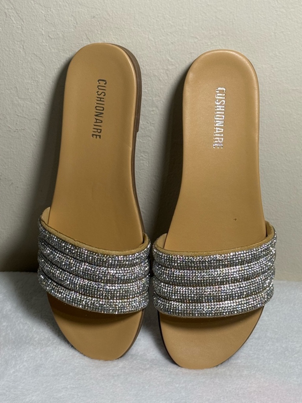 Cushionaire “Millie” Rhinestone Slide Sandals - Size 9 - NWT (w/o box)